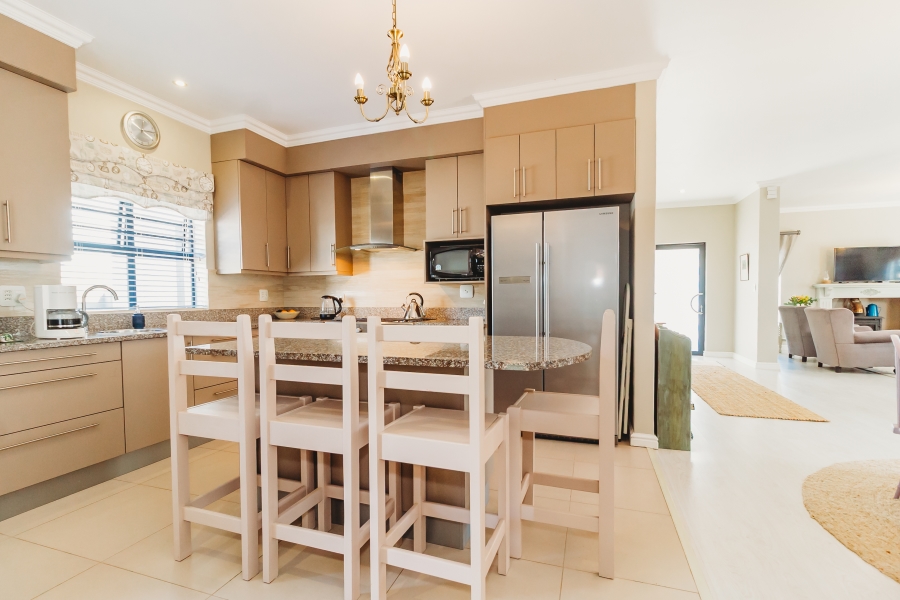 3 Bedroom Property for Sale in Kraaibosch Country Estate Western Cape
